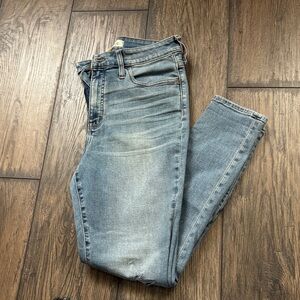 Madewell curvy roadtripper jean